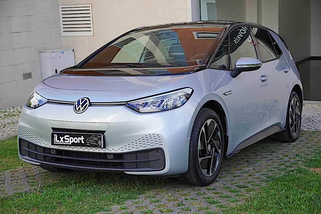 volkswagen-id-3-pro-performance-58-kwh-2023-eletrico