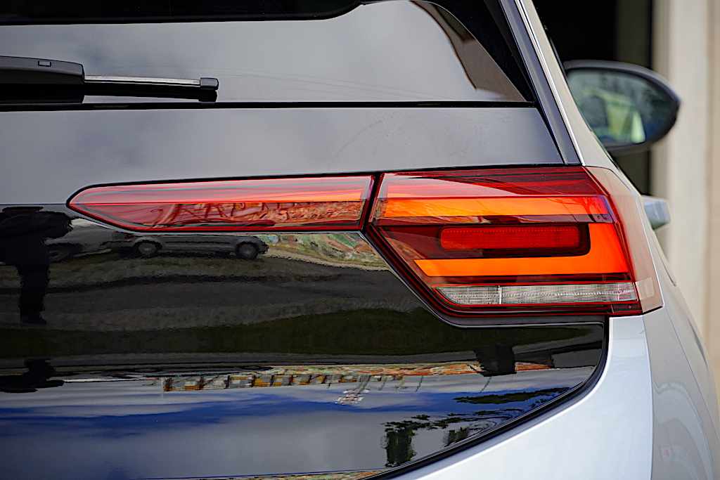 volkswagen-id-3-pro-performance-58-kwh-2023-eletrico