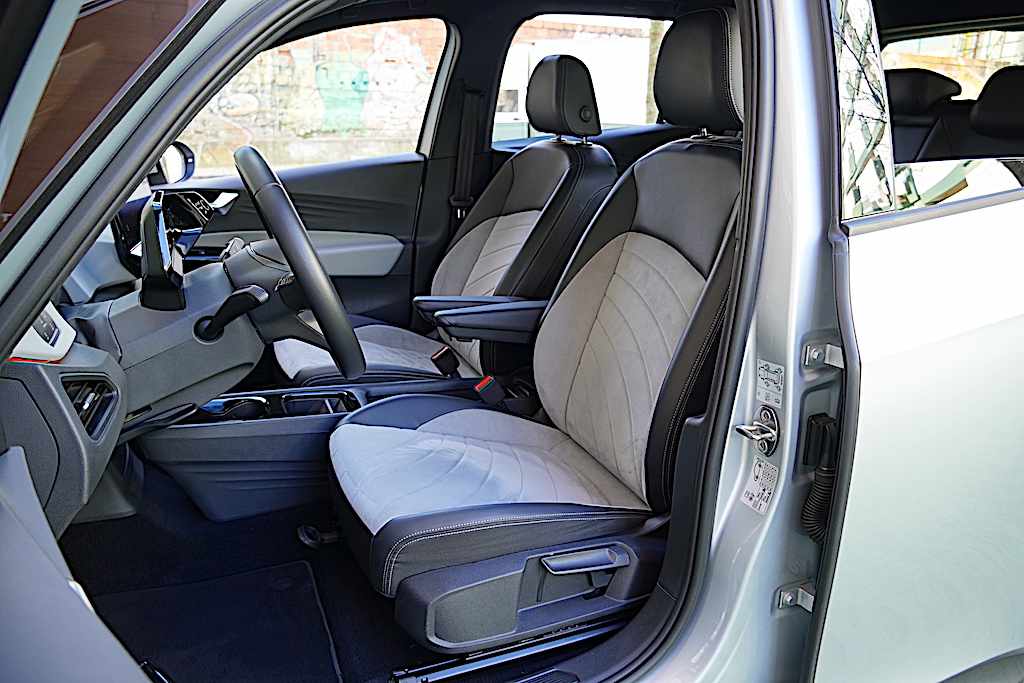 volkswagen-id-3-pro-performance-58-kwh-2023-eletrico