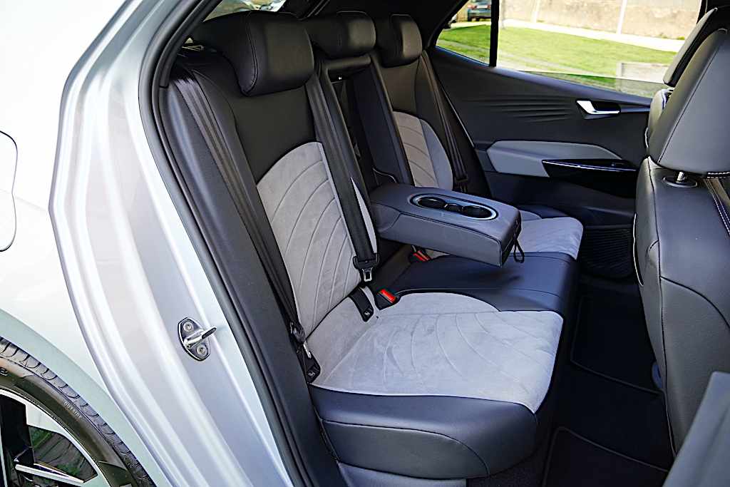 volkswagen-id-3-pro-performance-58-kwh-2023-eletrico