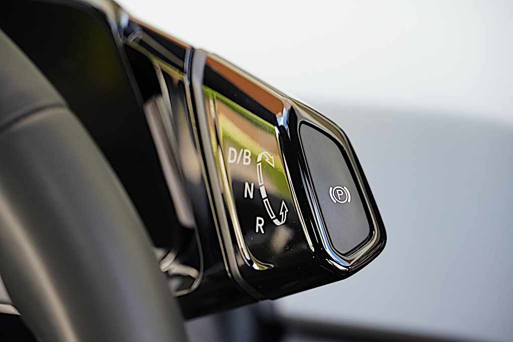 volkswagen-id-3-pro-performance-58-kwh-2023-eletrico