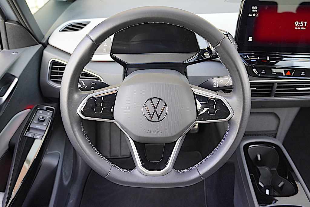 volkswagen-id-3-pro-performance-58-kwh-2023-eletrico