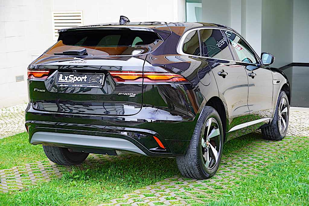 jaguar-f-pace-p400e-phev-2023-gasolina-1997cc