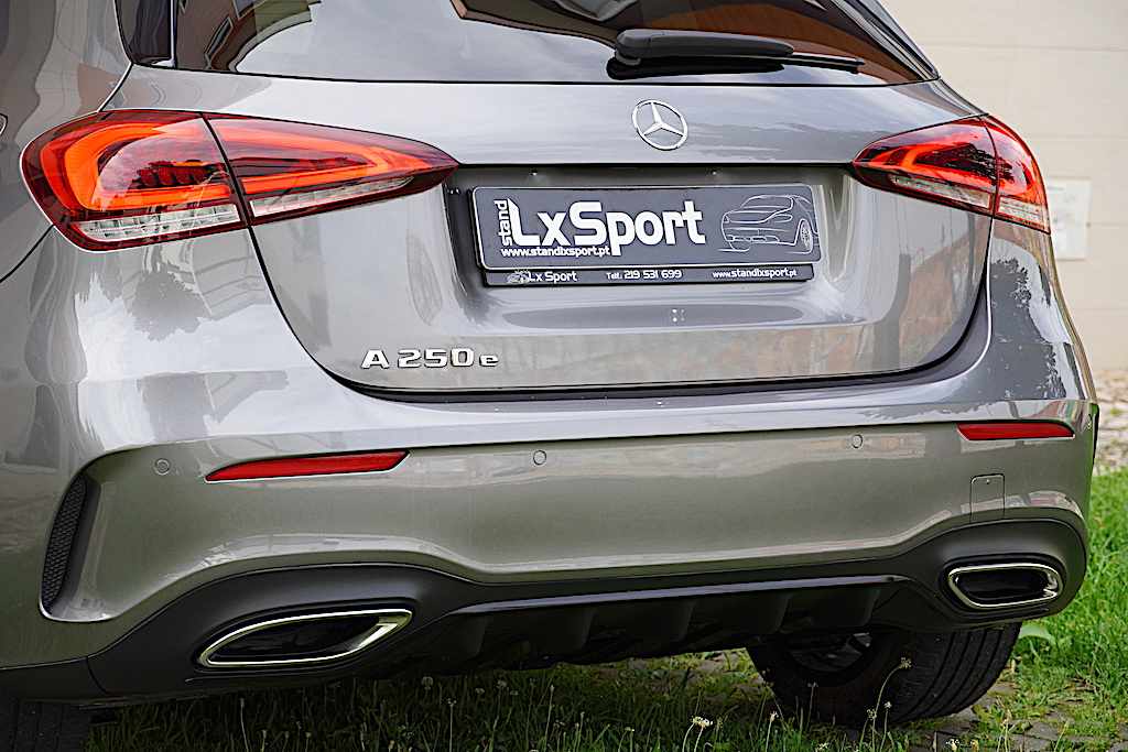 mercedes-benz-classe-a-a-250-e-2022-gasolina-1332cc