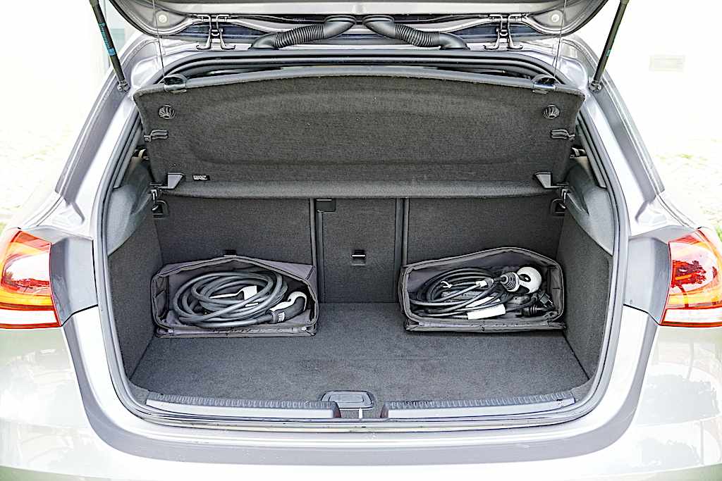 mercedes-benz-classe-a-a-250-e-2022-gasolina-1332cc