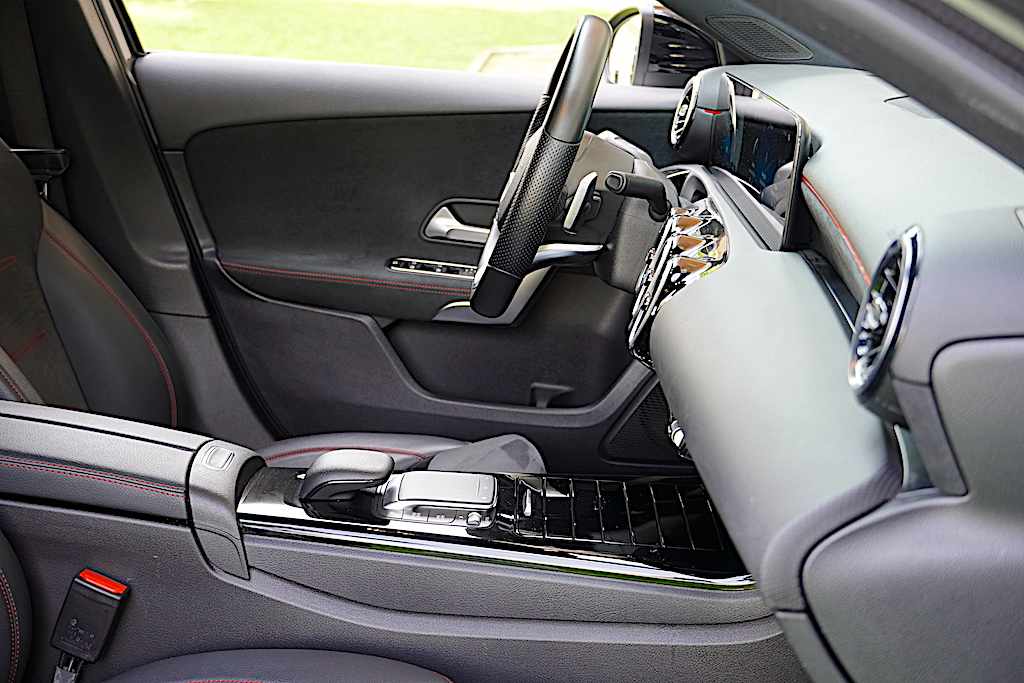 mercedes-benz-classe-a-a-250-e-2022-gasolina-1332cc