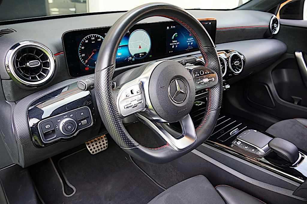 mercedes-benz-classe-a-a-250-e-2022-gasolina-1332cc