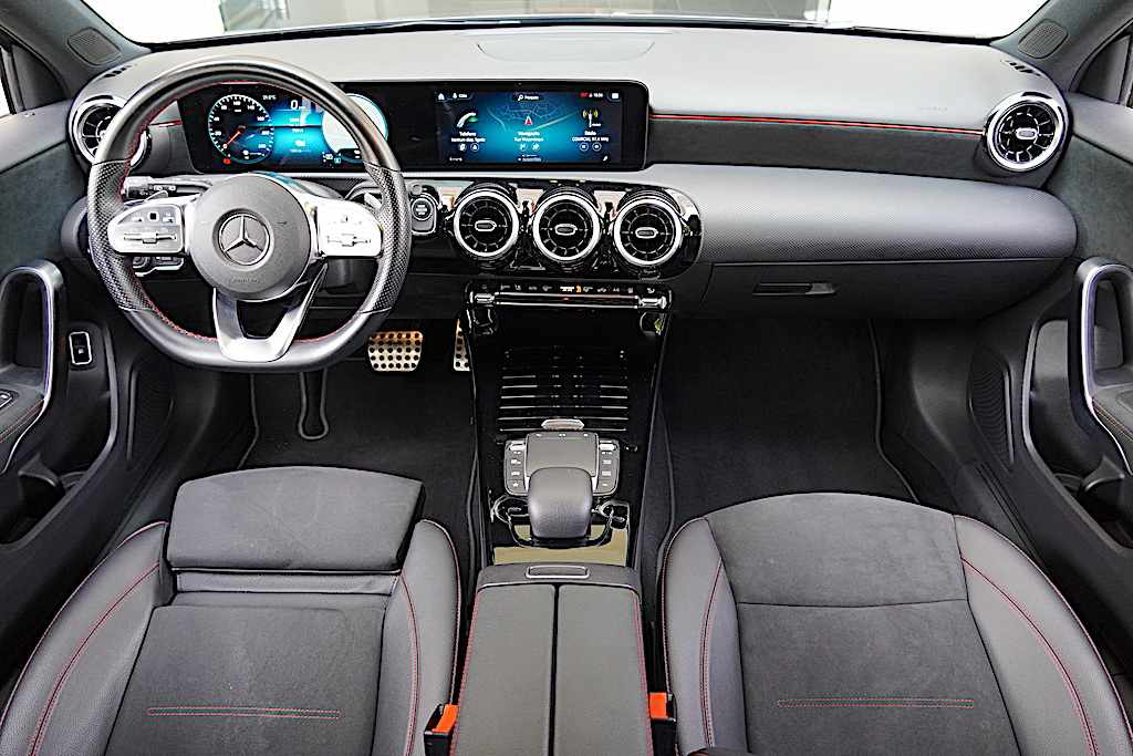 mercedes-benz-classe-a-a-250-e-2022-gasolina-1332cc