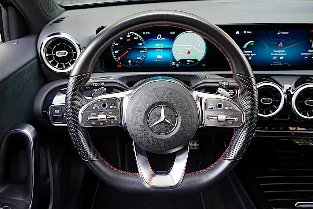 mercedes-benz-classe-a-a-250-e-2022-gasolina-1332cc