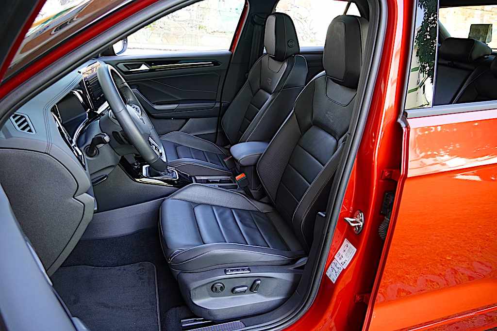 volkswagen-t-roc-2-0-tdi-2025-diesel-1968cc