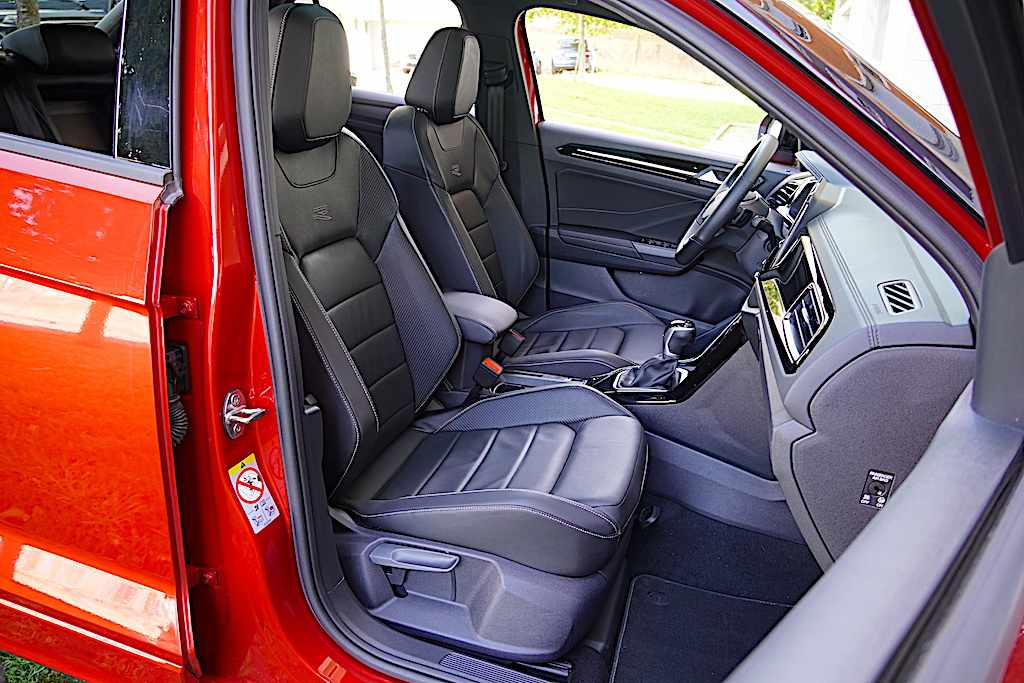 volkswagen-t-roc-2-0-tdi-2025-diesel-1968cc