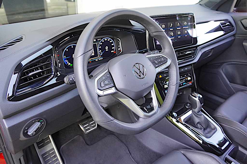 volkswagen-t-roc-2-0-tdi-2025-diesel-1968cc