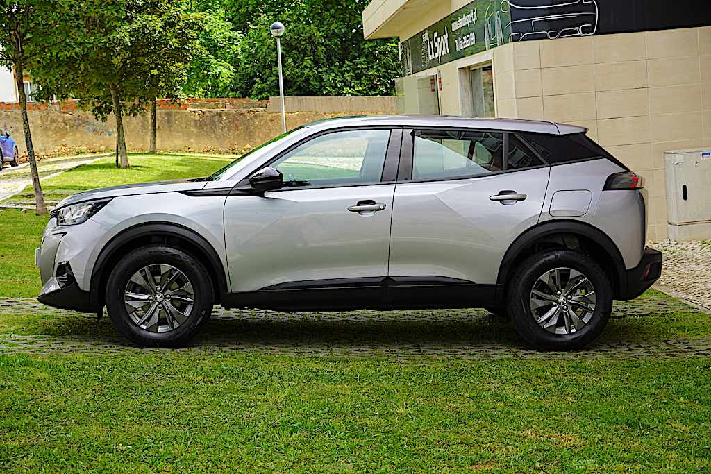 peugeot-2008-1-5-bluehdi-2022-diesel-1499cc