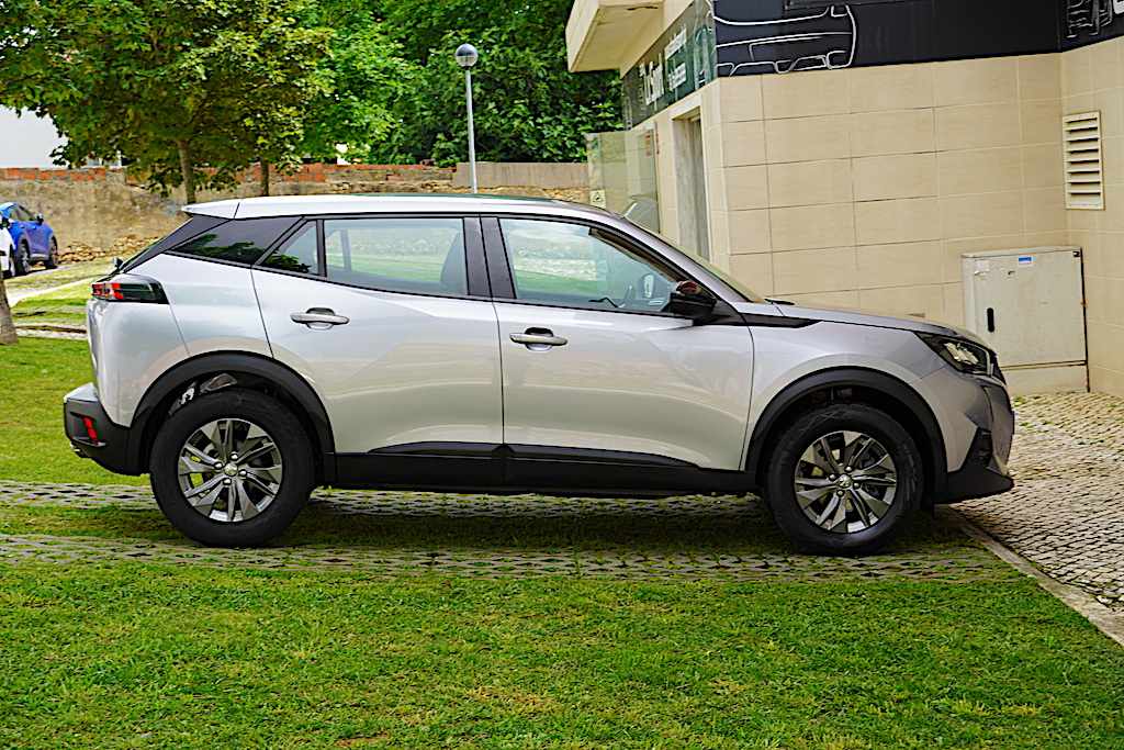 peugeot-2008-1-5-bluehdi-2022-diesel-1499cc