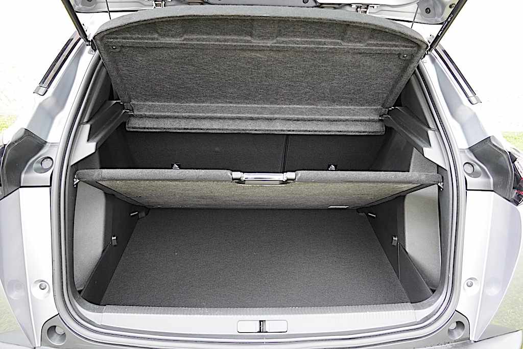 peugeot-2008-1-5-bluehdi-2022-diesel-1499cc