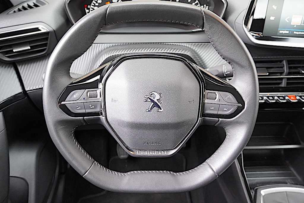 peugeot-2008-1-5-bluehdi-2022-diesel-1499cc