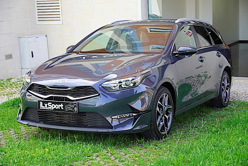 kia-ceed-1-6-crdi-2023-diesel-1598cc