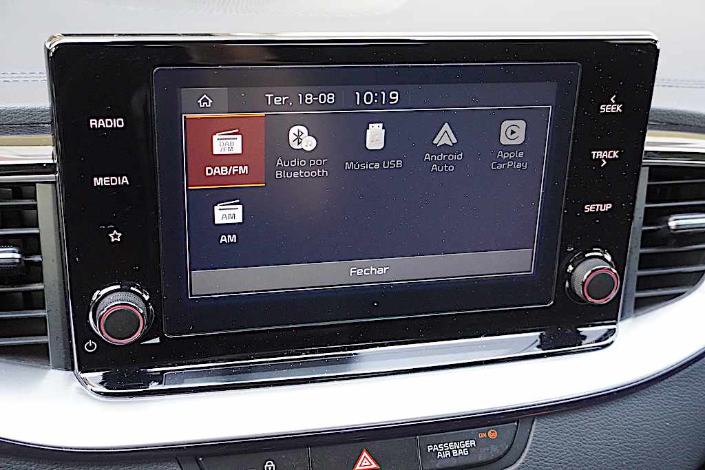 kia-ceed-1-6-crdi-2023-diesel-1598cc