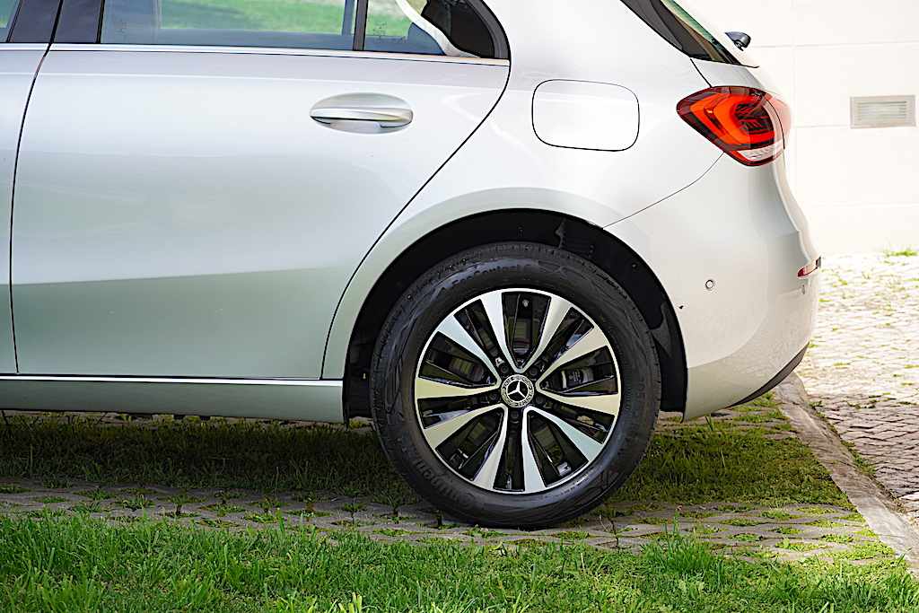 mercedes-benz-classe-a-a-250-e-2022-gasolina-1332cc