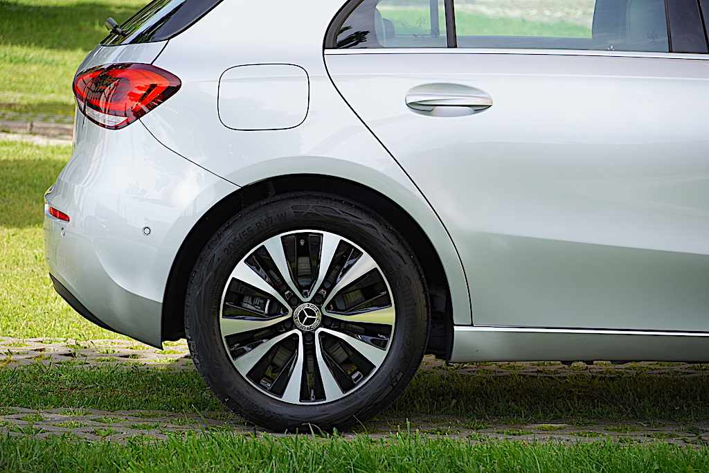 mercedes-benz-classe-a-a-250-e-2022-gasolina-1332cc