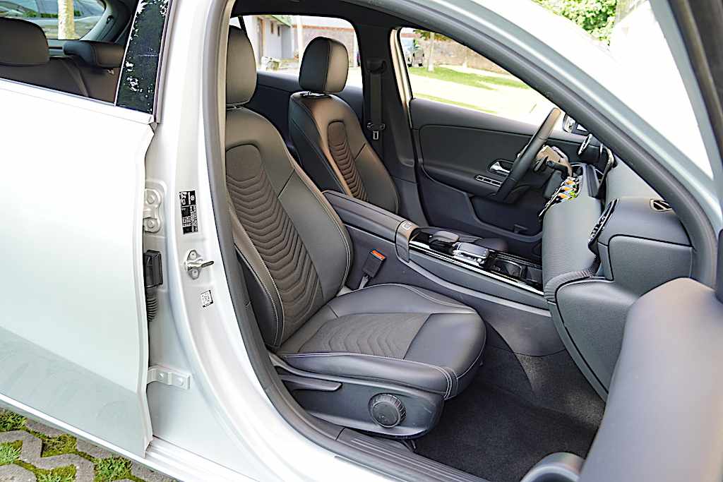 mercedes-benz-classe-a-a-250-e-2022-gasolina-1332cc