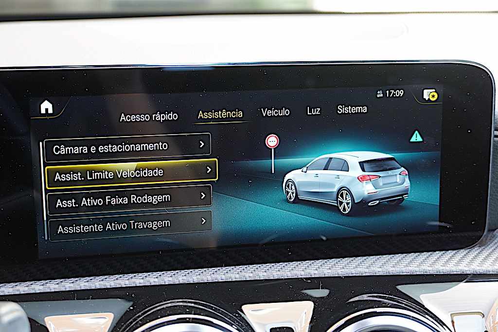 mercedes-benz-classe-a-a-250-e-2022-gasolina-1332cc