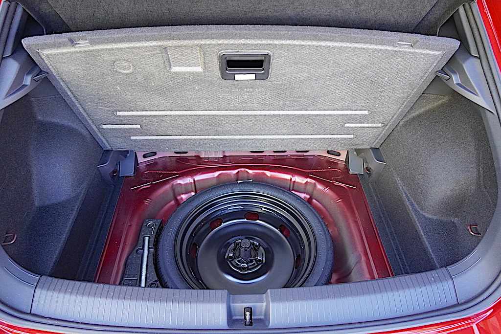 volkswagen-t-roc-1-5-tsi-2025-gasolina-1498cc