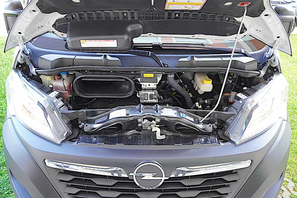 opel-movano-2-2-165cv-2022-diesel-2179cc