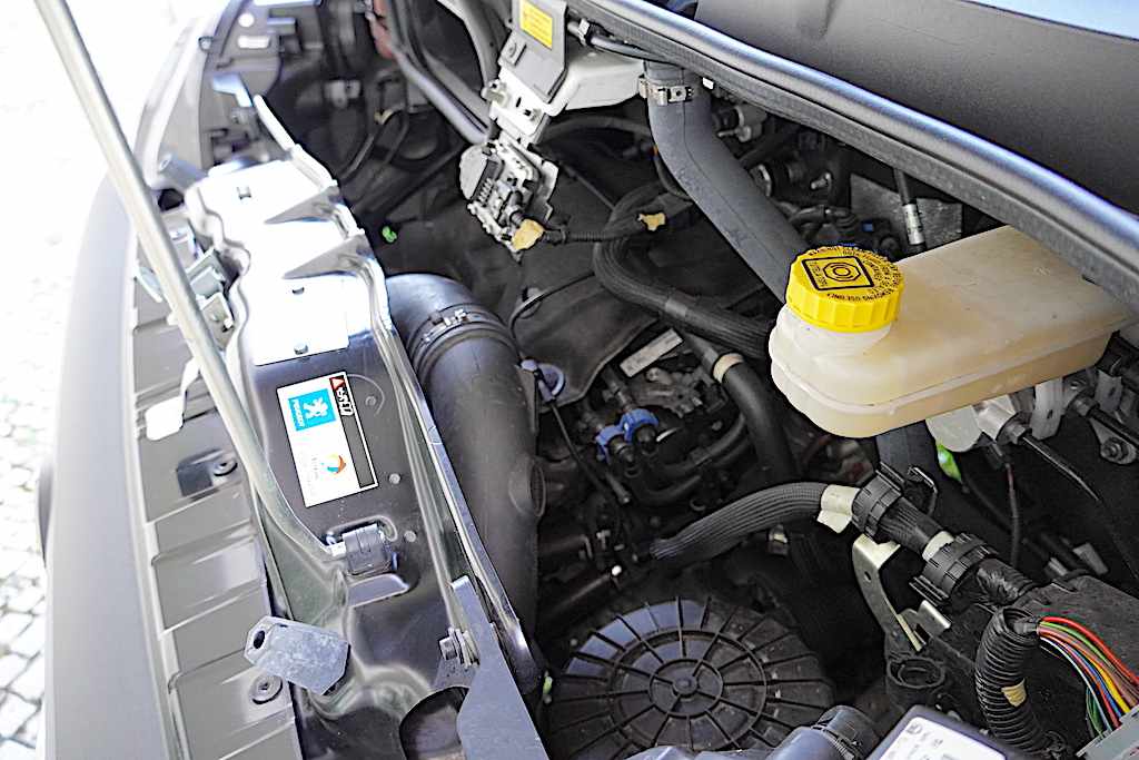opel-movano-2-2-165cv-2022-diesel-2179cc