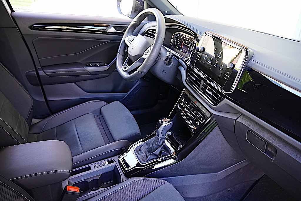 volkswagen-t-roc-1-5-tsi-2024-gasolina-1498cc