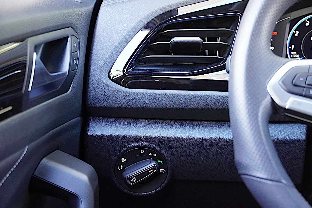 volkswagen-t-roc-1-5-tsi-2024-gasolina-1498cc