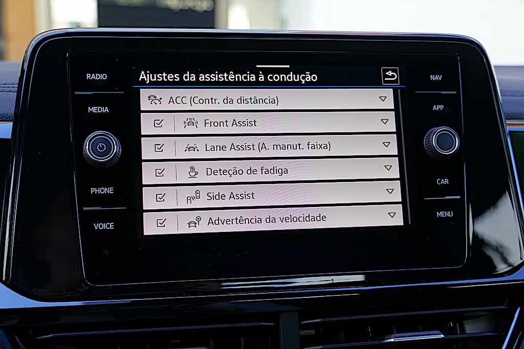 volkswagen-t-roc-1-5-tsi-2024-gasolina-1498cc