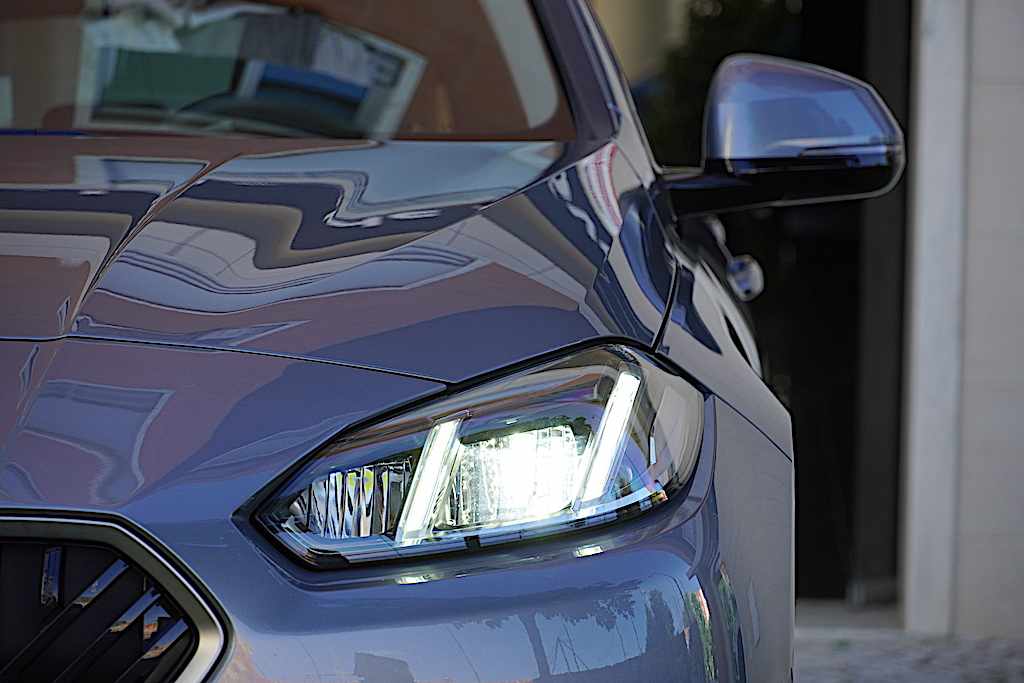 bmw-serie-1-118i-2025-gasolina-1499cc