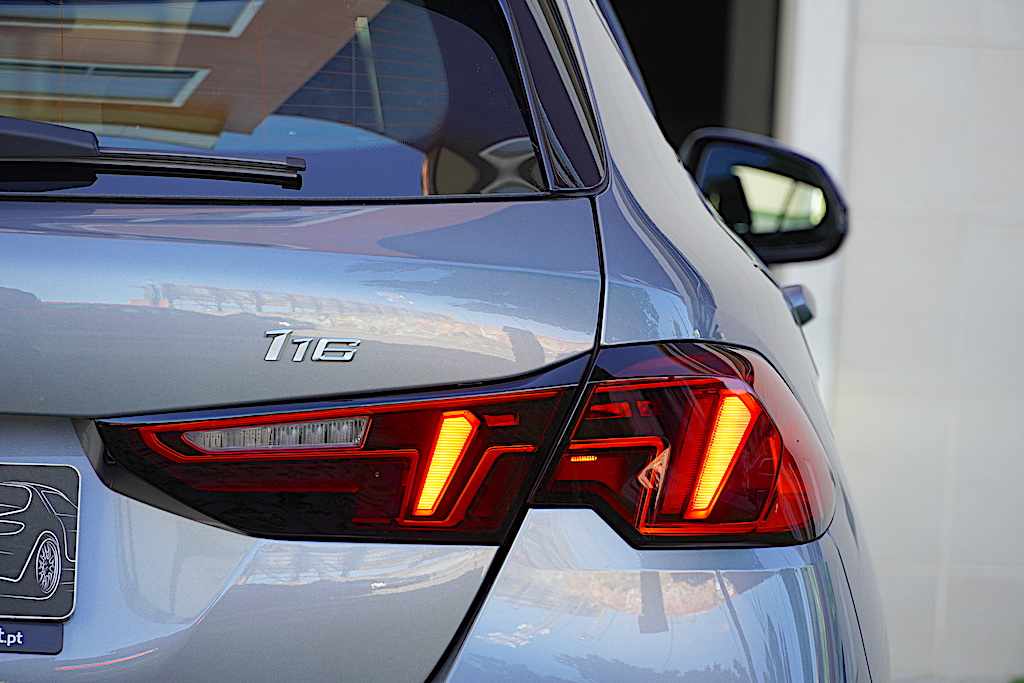 bmw-serie-1-118i-2025-gasolina-1499cc