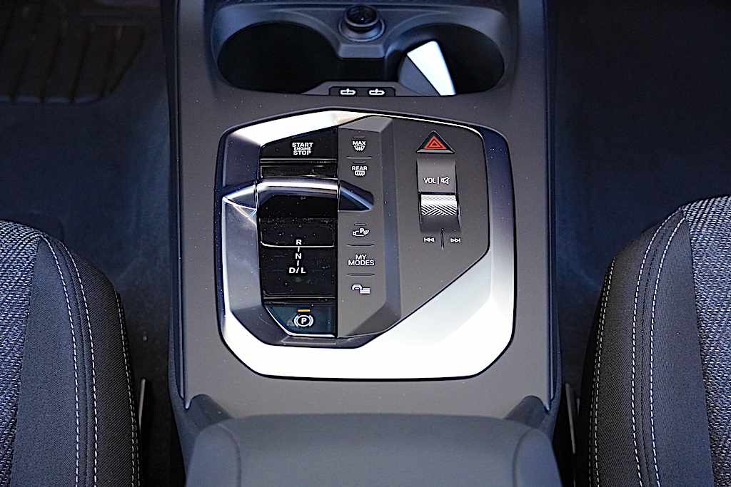 bmw-serie-1-118i-2025-gasolina-1499cc