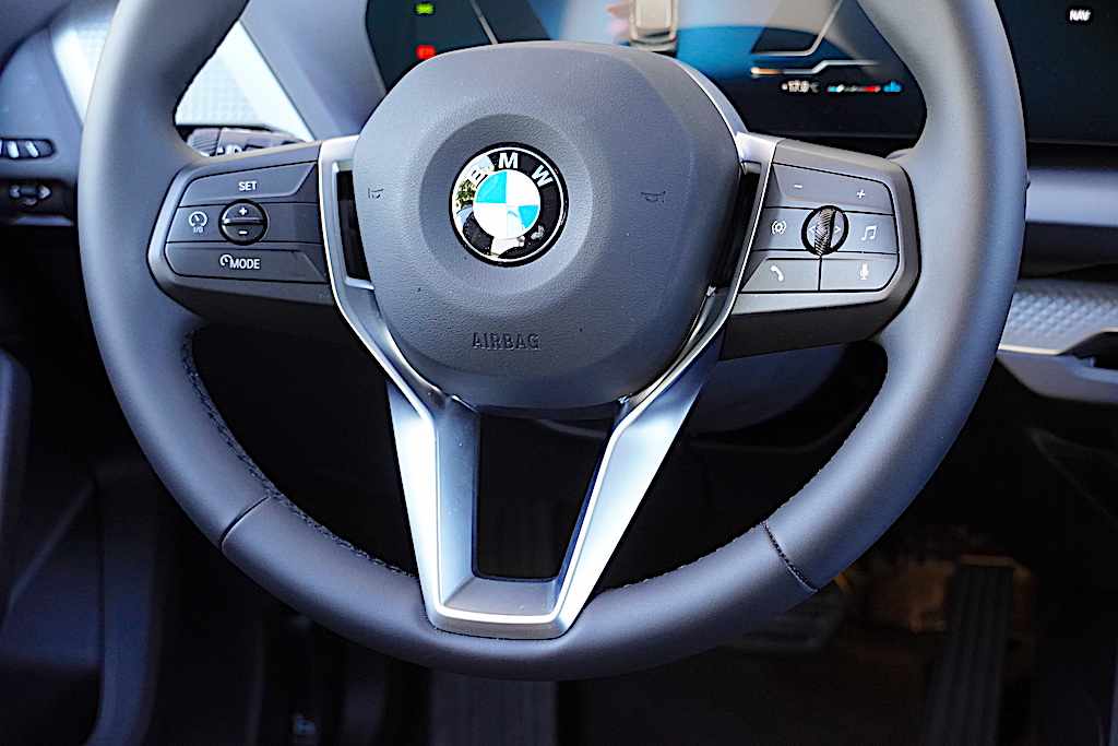 bmw-serie-1-118i-2025-gasolina-1499cc