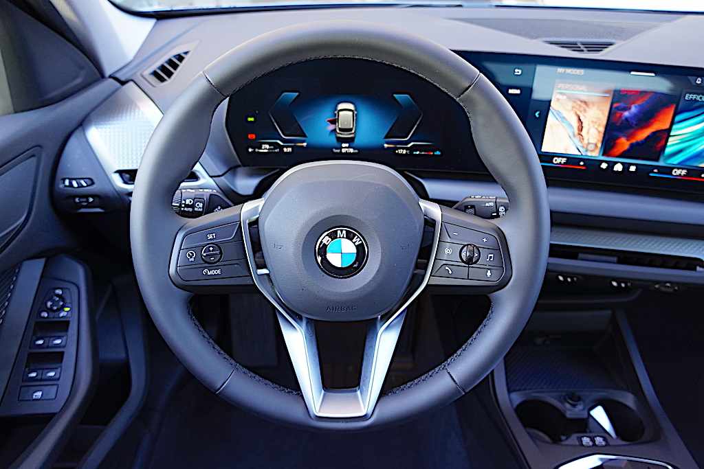 bmw-serie-1-118i-2025-gasolina-1499cc