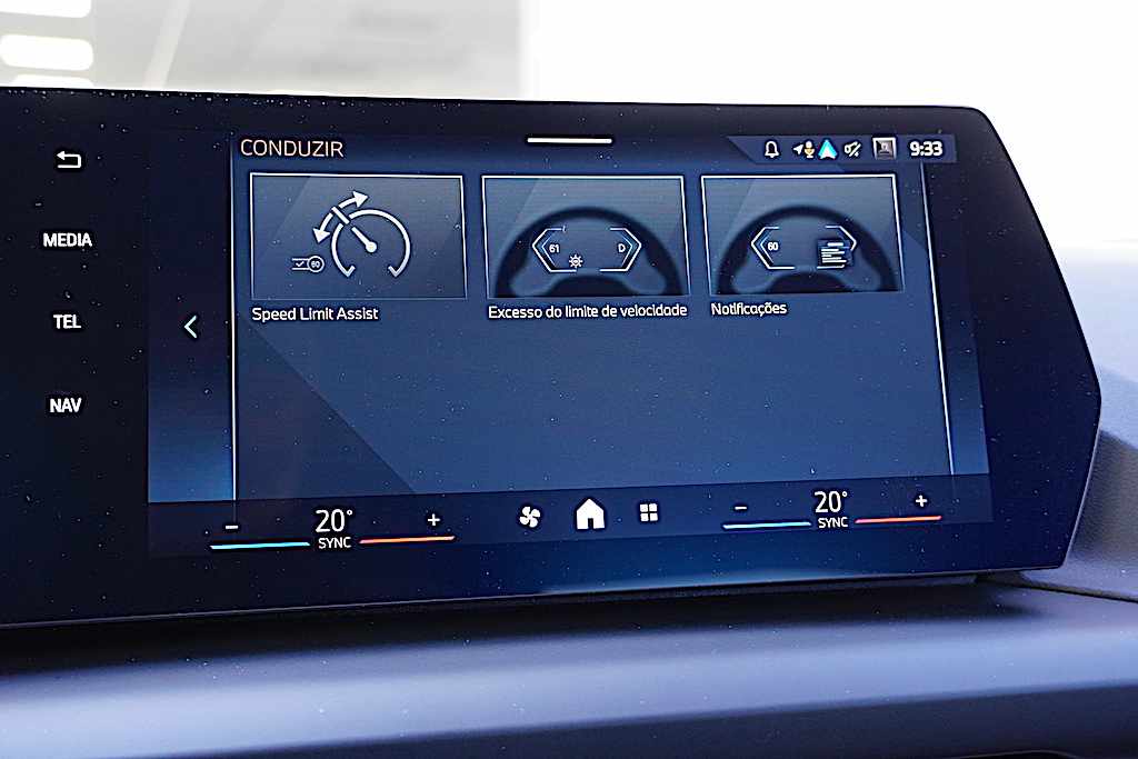 bmw-serie-1-118i-2025-gasolina-1499cc