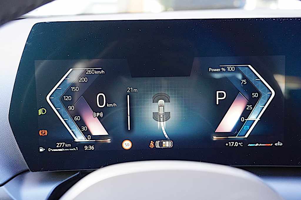 bmw-serie-1-118i-2025-gasolina-1499cc