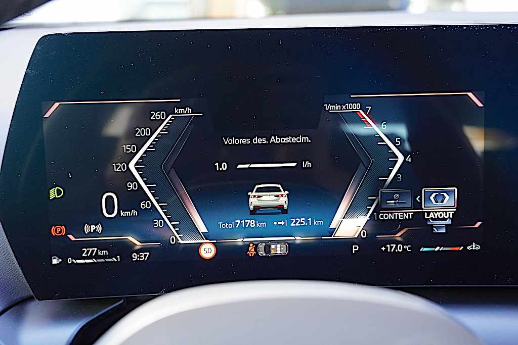 bmw-serie-1-118i-2025-gasolina-1499cc