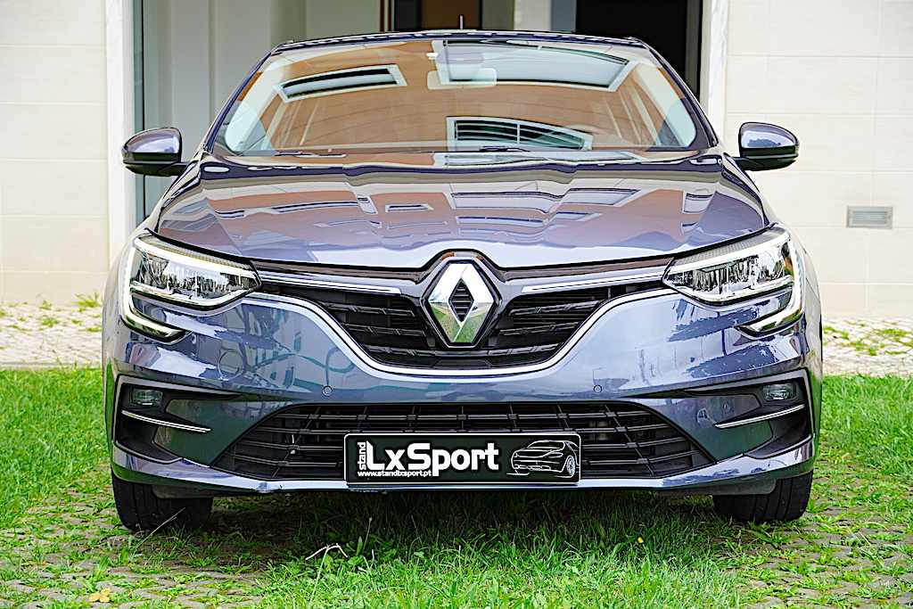 renault-megane-1-5-blue-dci-2023-diesel-1461cc