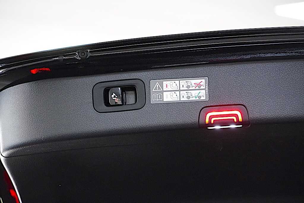 mercedes-benz-classe-c-2023-hibrido-a-diesel-1999cc