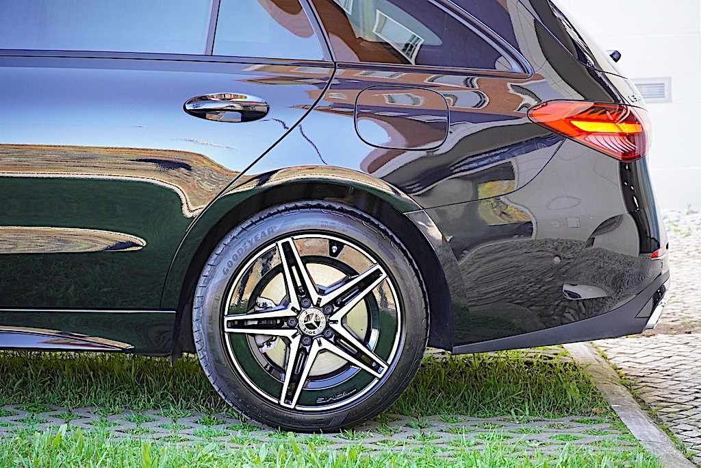 mercedes-benz-classe-c-2023-hibrido-a-diesel-1999cc