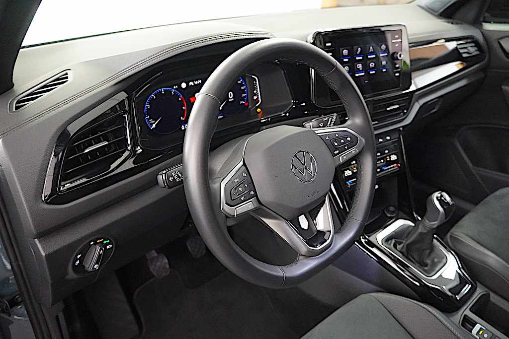 volkswagen-t-roc-1-0-tsi-2025-gasolina-999cc