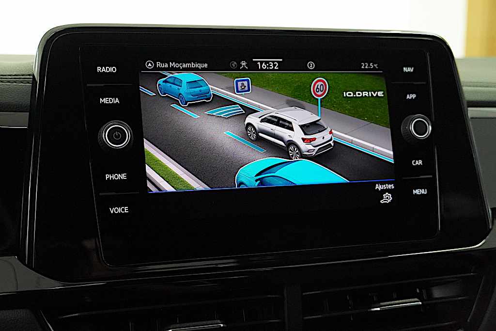 volkswagen-t-roc-1-0-tsi-2025-gasolina-999cc