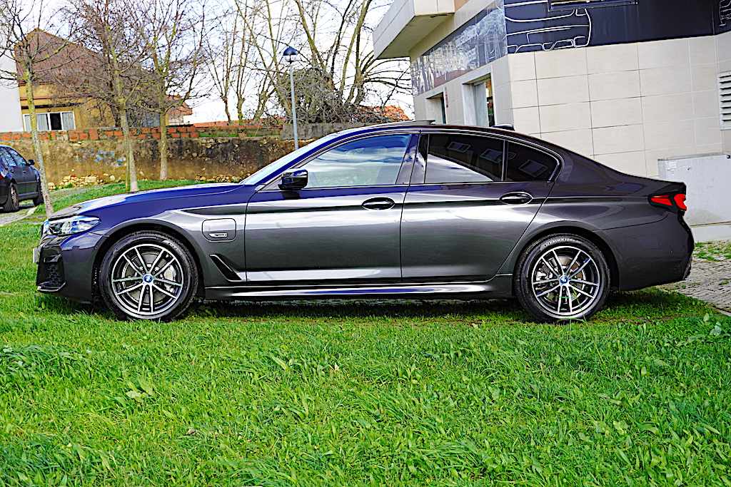 bmw-serie-5-530e-2023-gasolina-1998cc