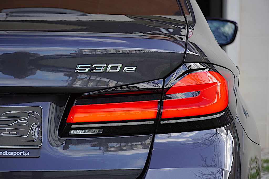 bmw-serie-5-530e-2023-gasolina-1998cc
