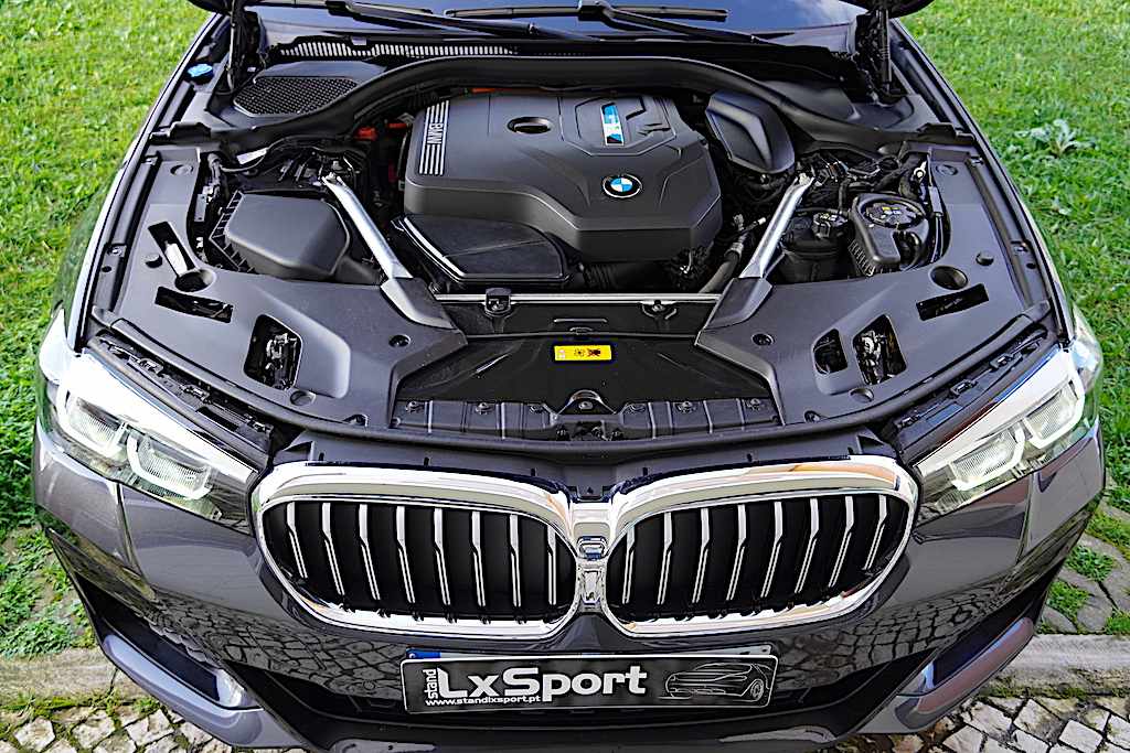 bmw-serie-5-530e-2023-gasolina-1998cc