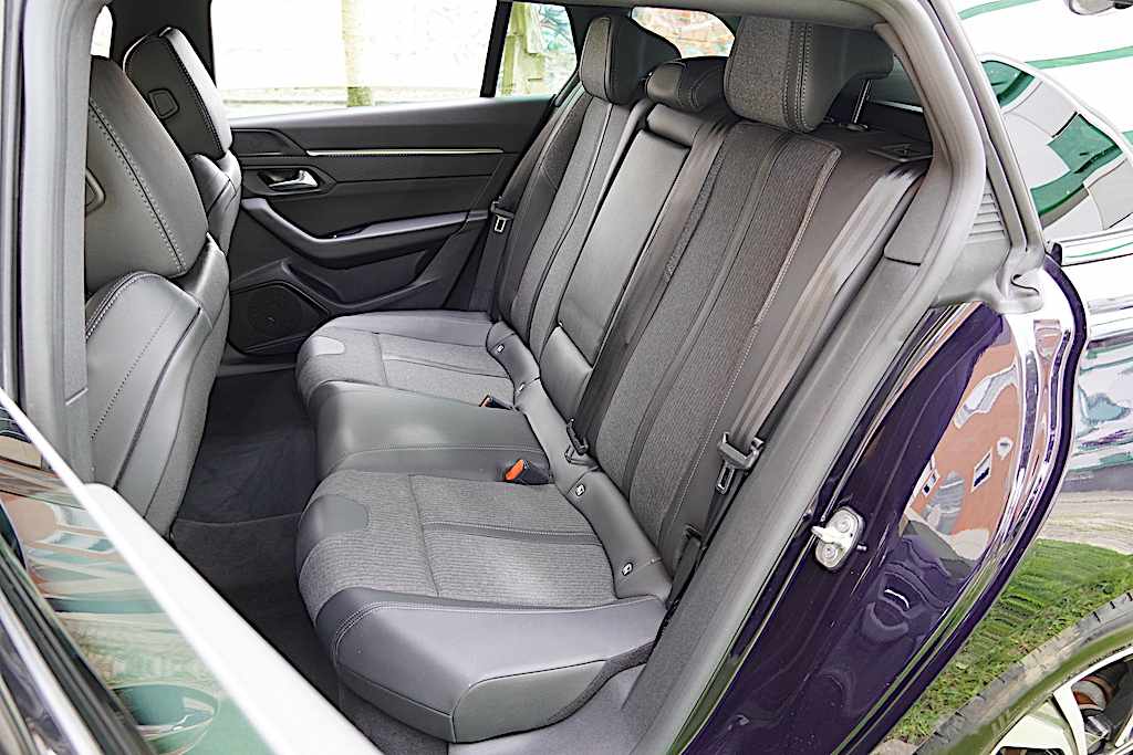 peugeot-508-1-6-hybrid-2023-gasolina-1598cc