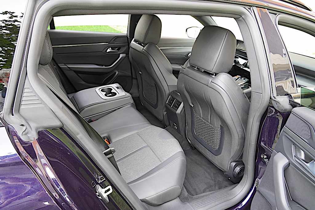 peugeot-508-1-6-hybrid-2023-gasolina-1598cc